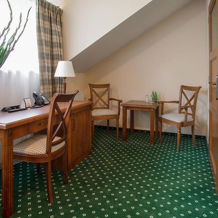 Hotel Ranczo Smyczyna Eksteriør bilde