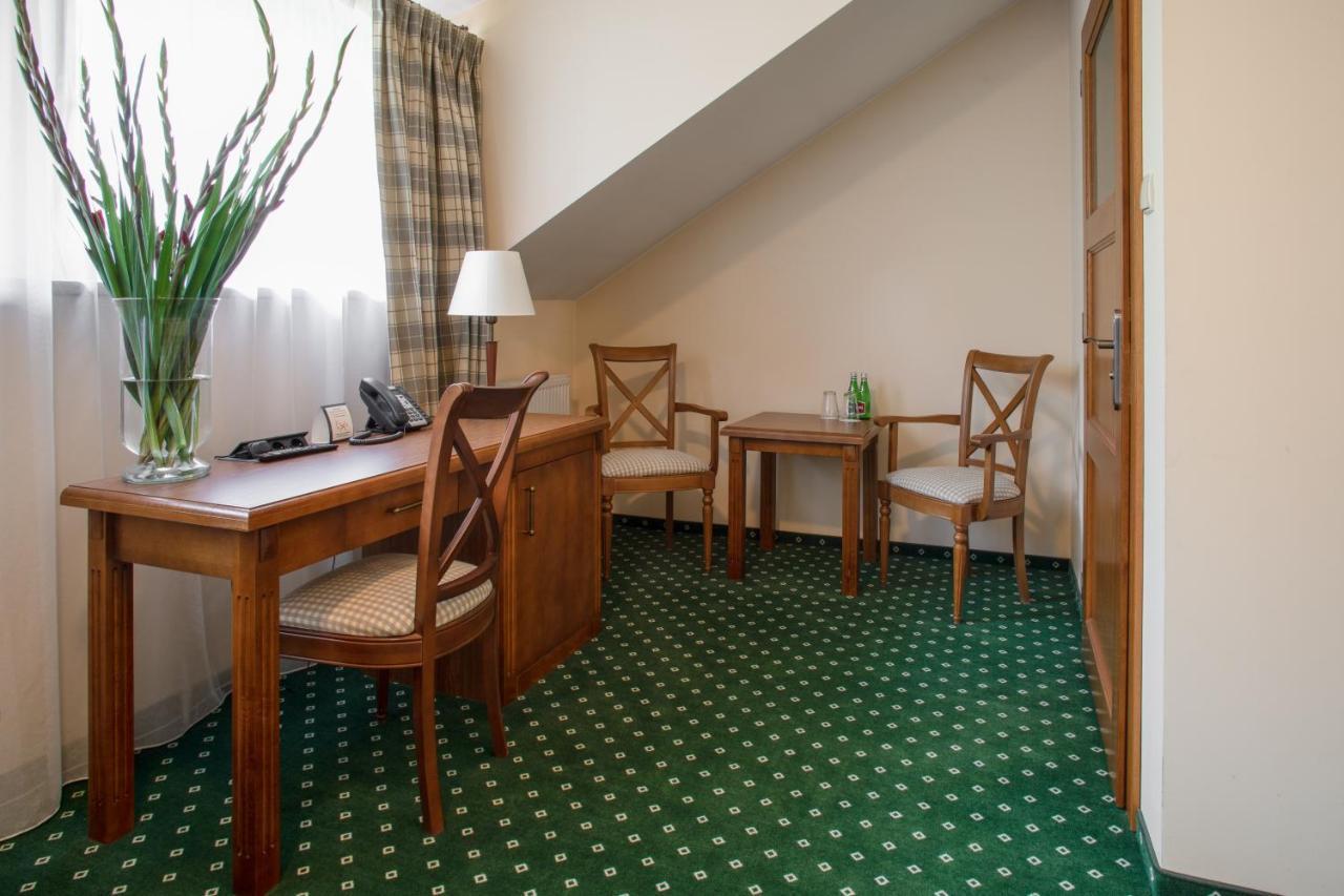 Hotel Ranczo Smyczyna Eksteriør bilde